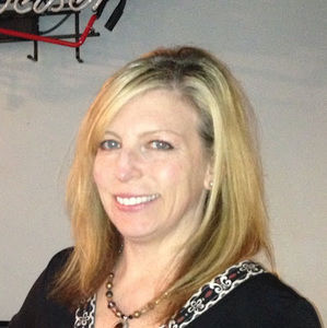 Meet your Posher, Debbie